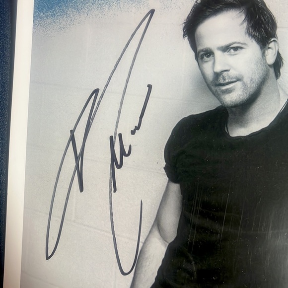 Kip Moore Country Music Singer Hand Autographed Signed Photo Picture Memorabilia - Picture 2 of 2